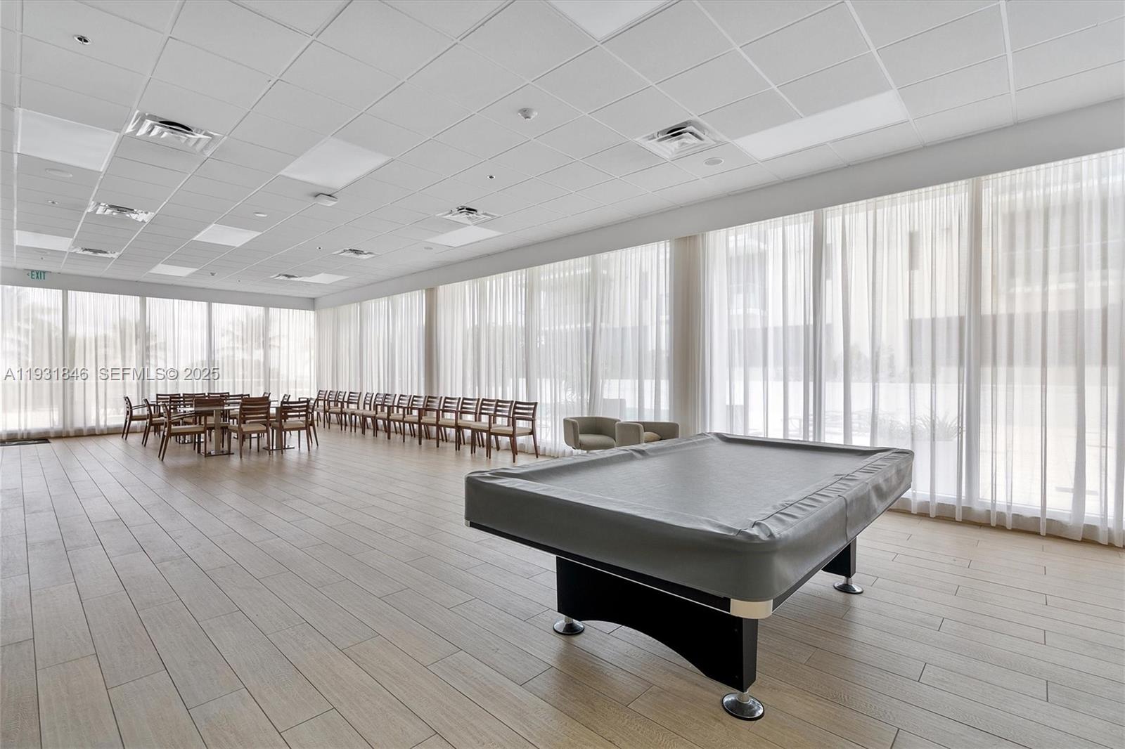 9500 OCEANS CONDO - Residential