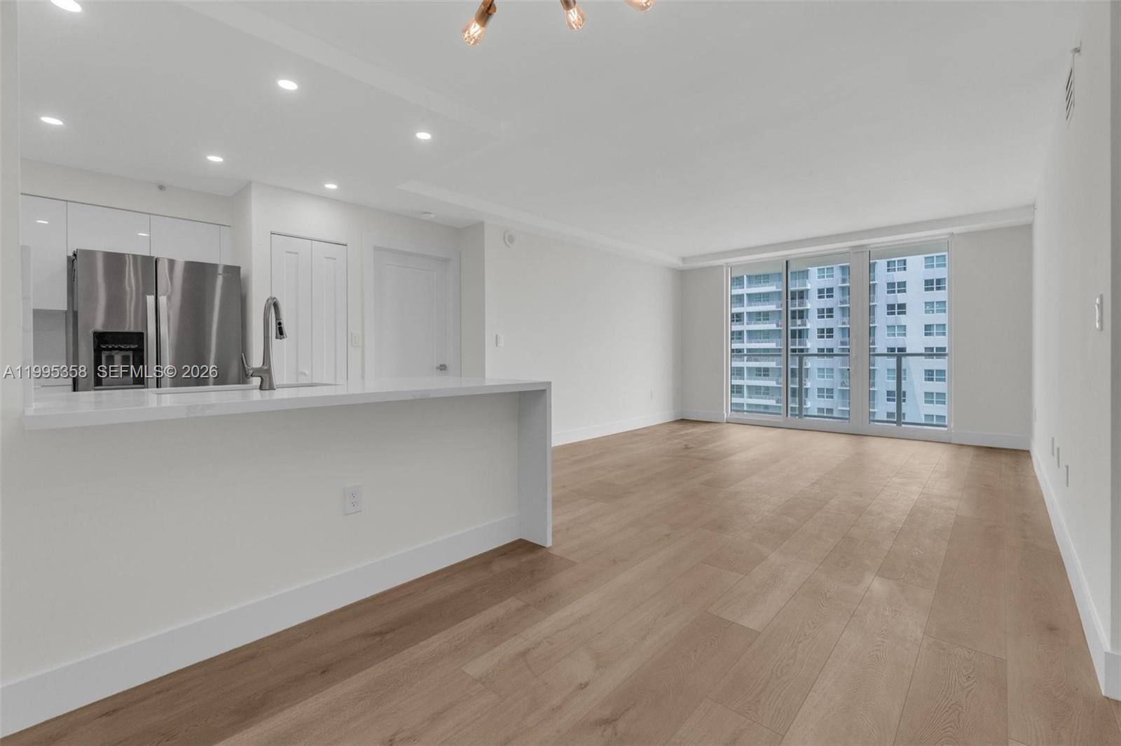 THE MARK ON BRICKELL COND - Residential Lease