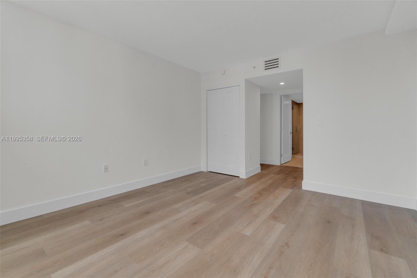 THE MARK ON BRICKELL COND - Residential Lease