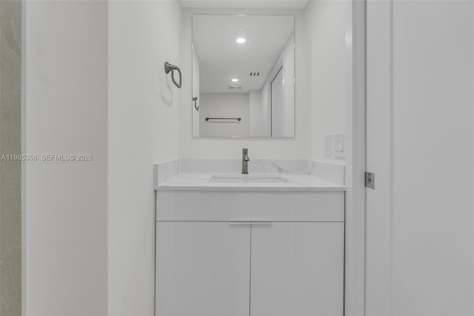 THE MARK ON BRICKELL COND - Residential Lease