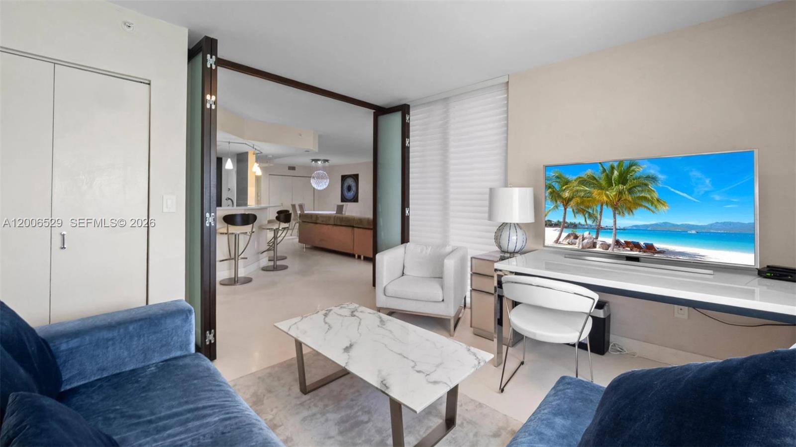 SUNSET HARBOUR NORTH COND - Residential