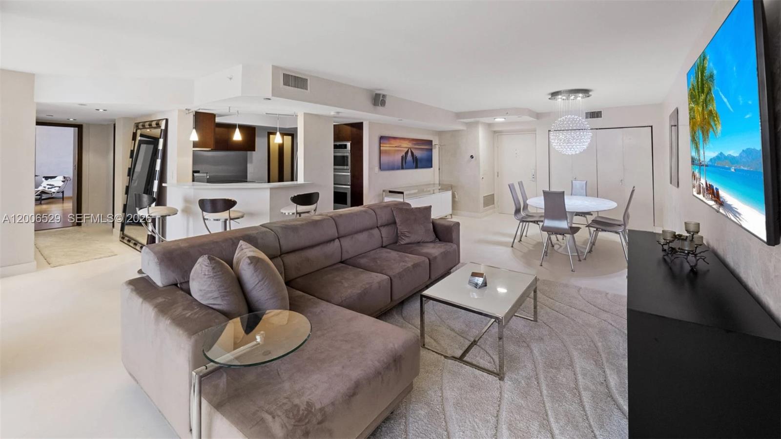 1900 Sunset Harbour Dr 2008