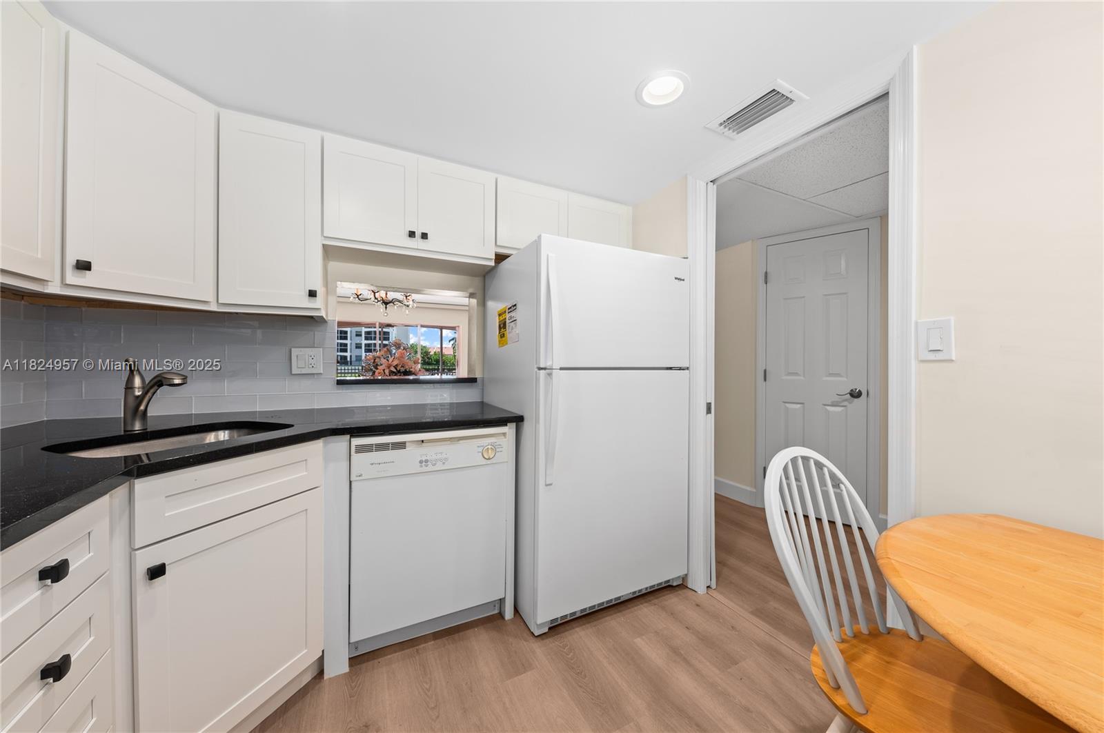 2871 N Ocean Blvd V143