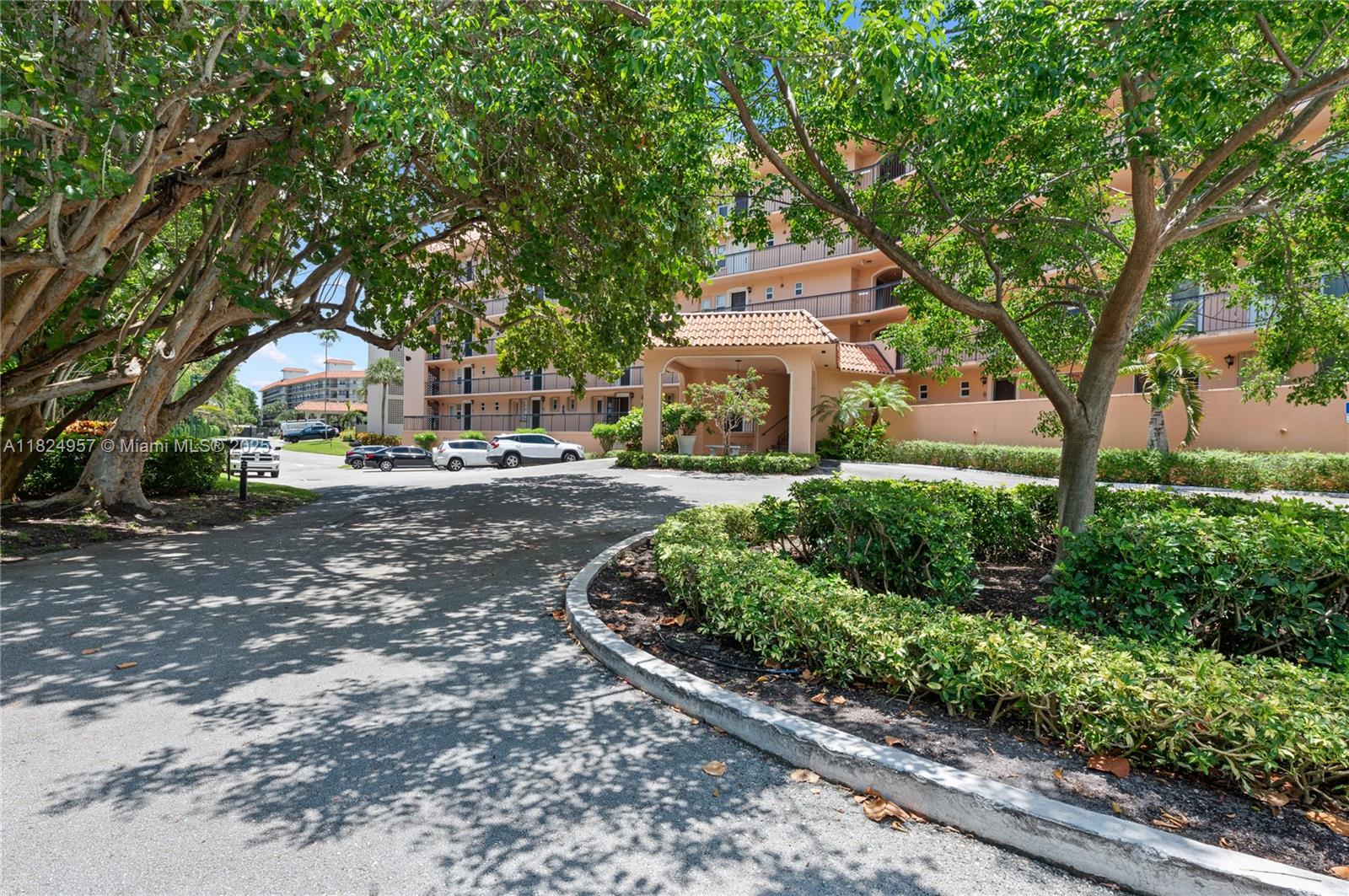2871 N Ocean Blvd V143