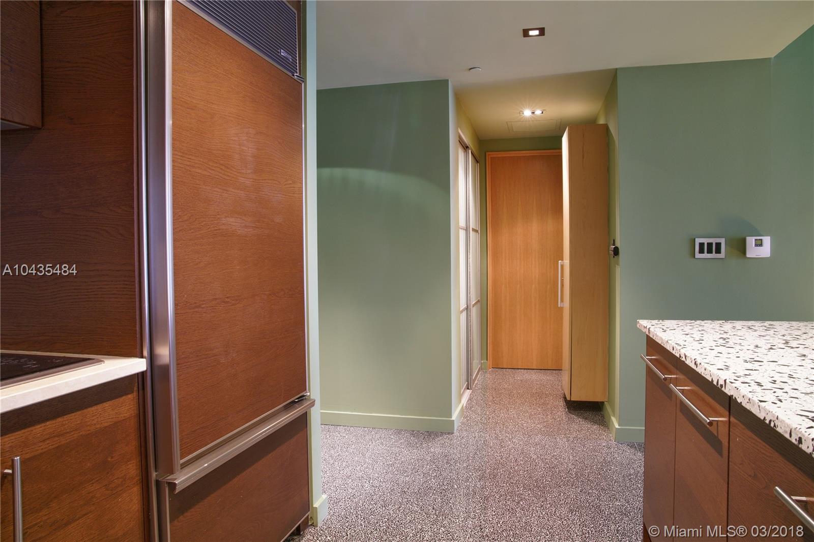 ICON BRICKELL NO 1 - Residential