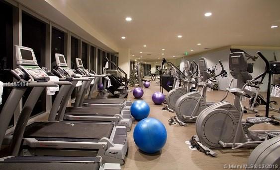 ICON BRICKELL NO 1 - Residential