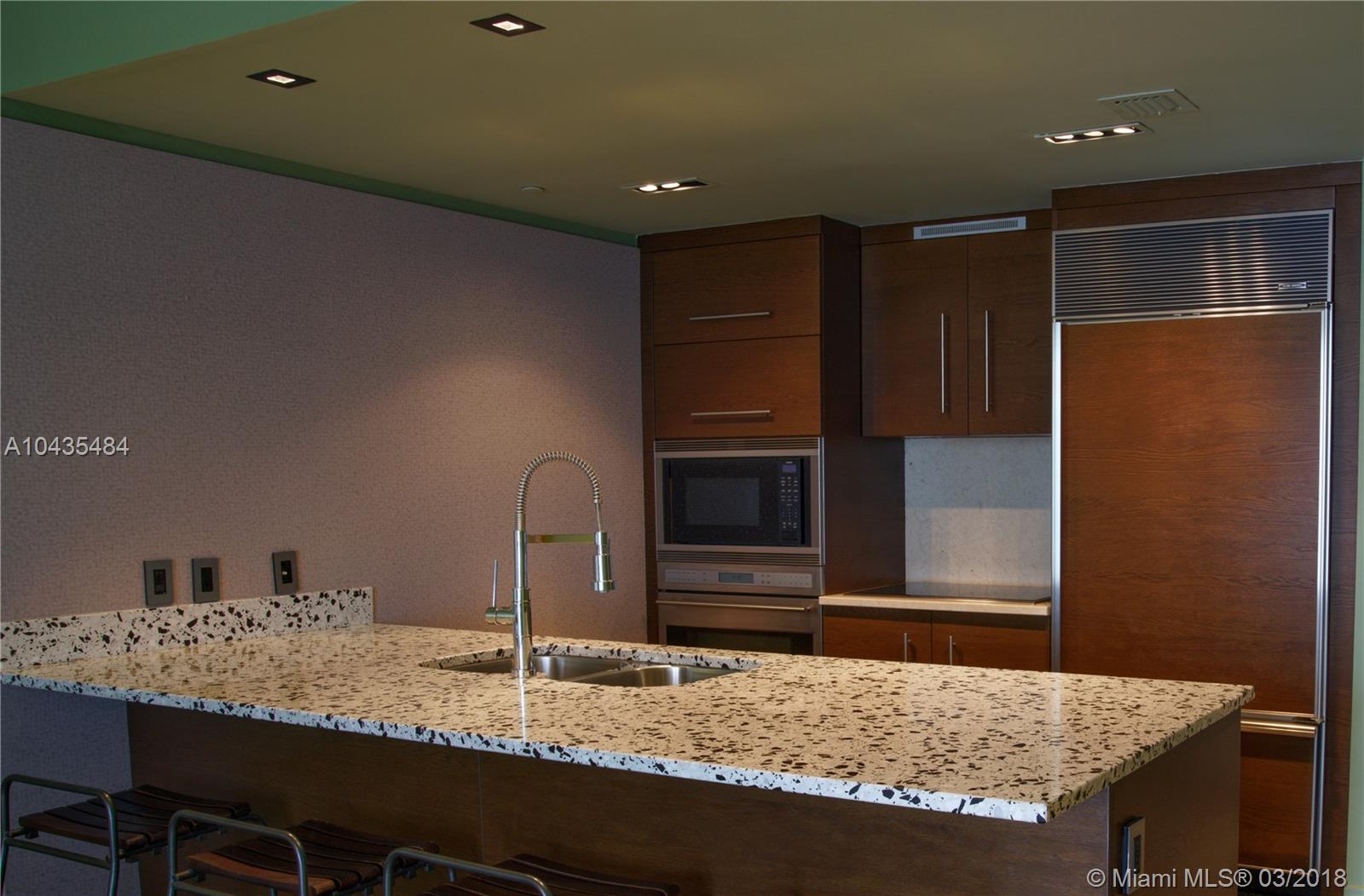 ICON BRICKELL NO 1 - Residential