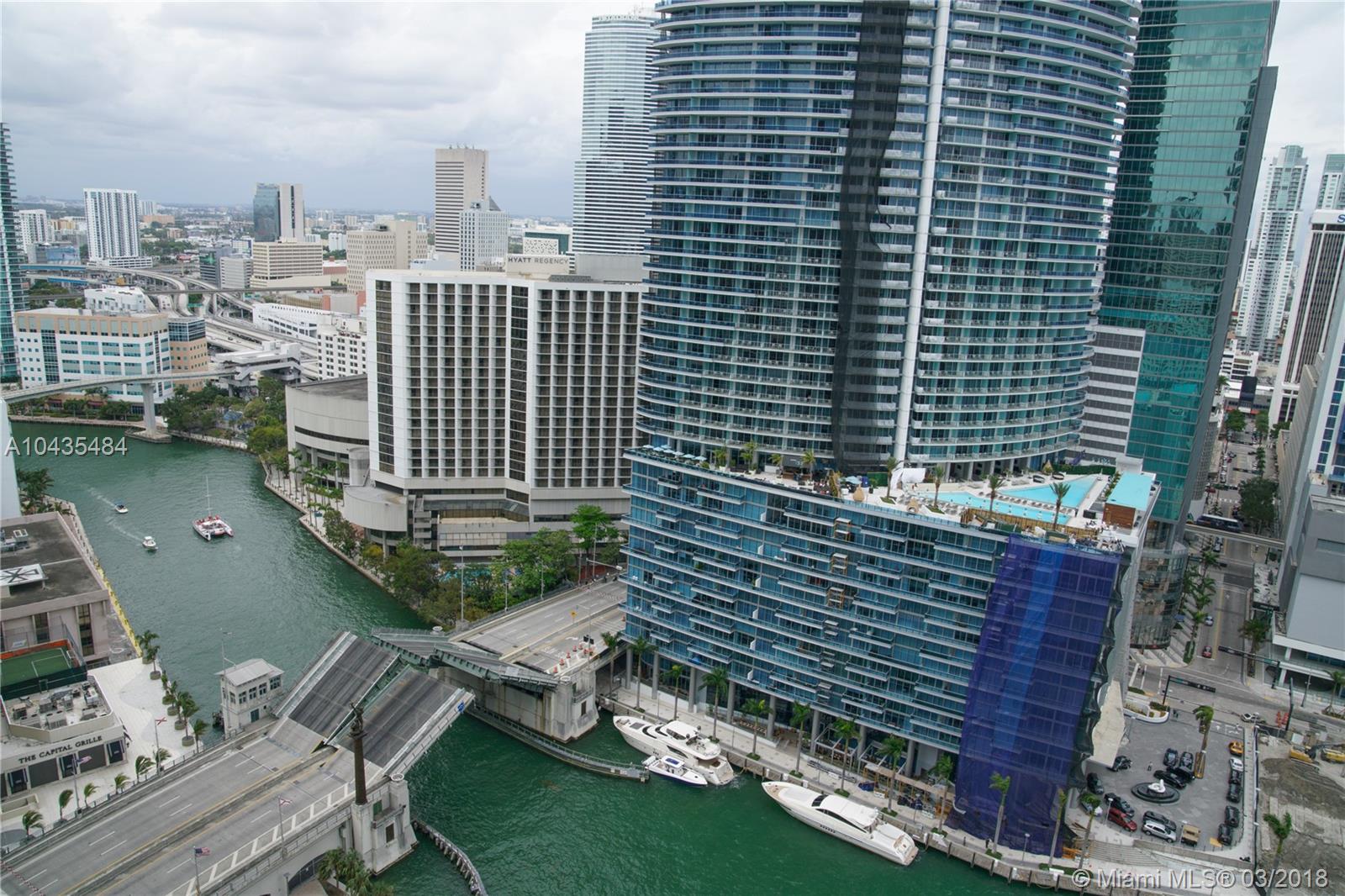 ICON BRICKELL NO 1 - Residential