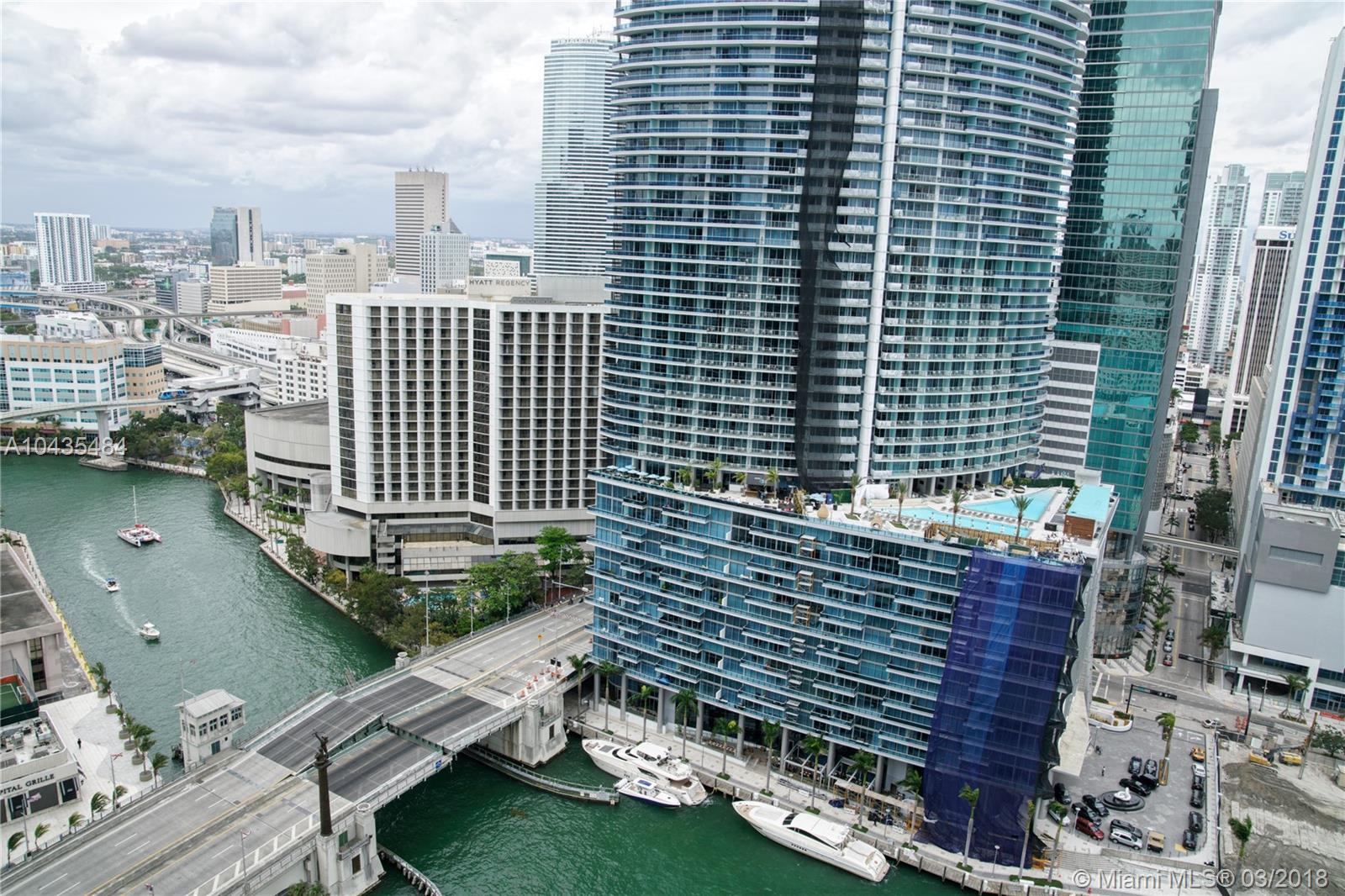 ICON BRICKELL NO 1 - Residential