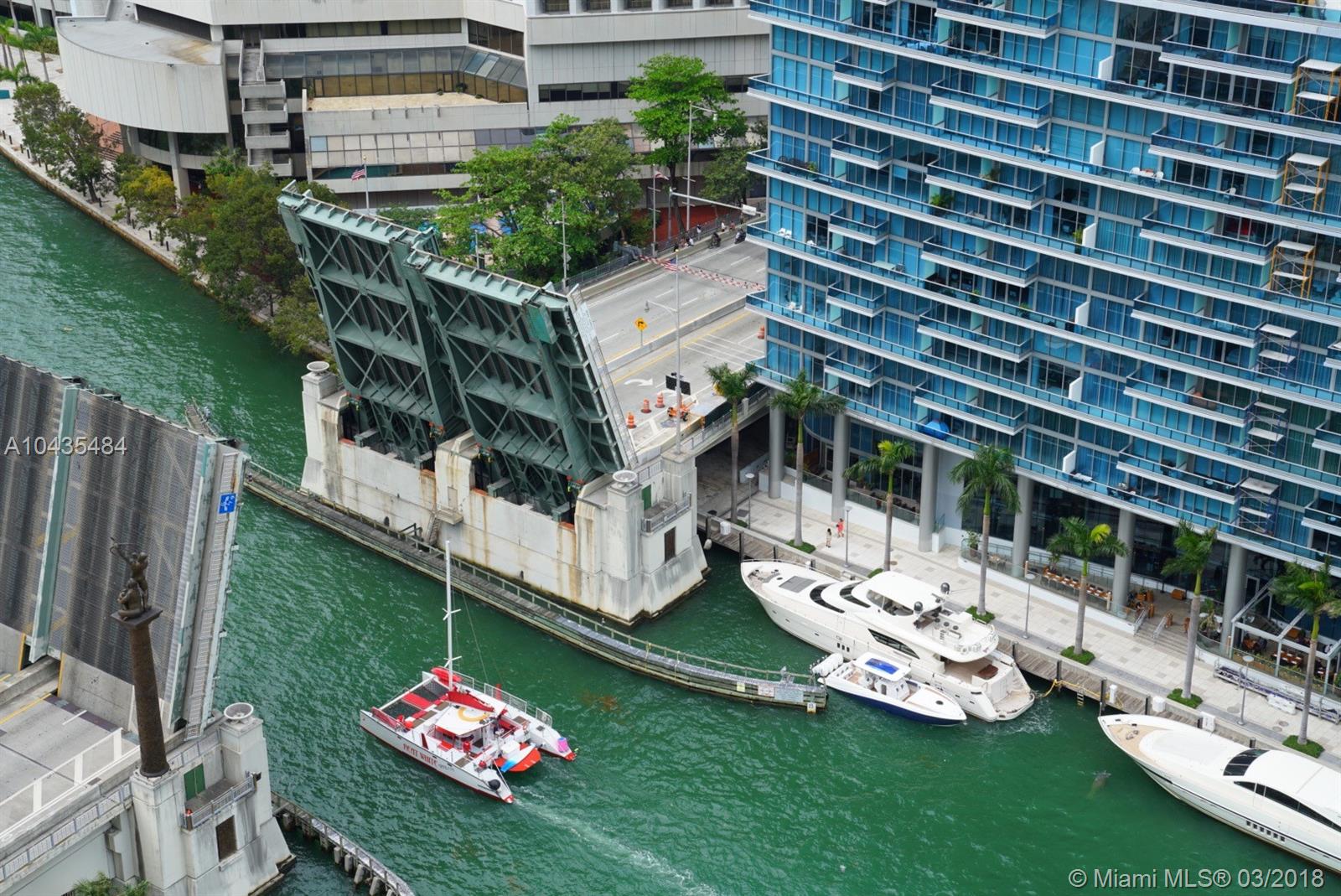 ICON BRICKELL NO 1 - Residential