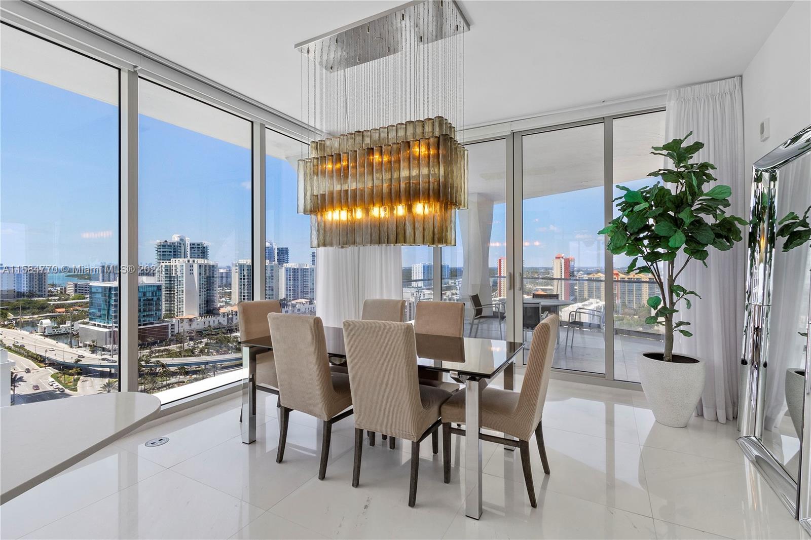 JADE SIGNATURE CONDO - Residential