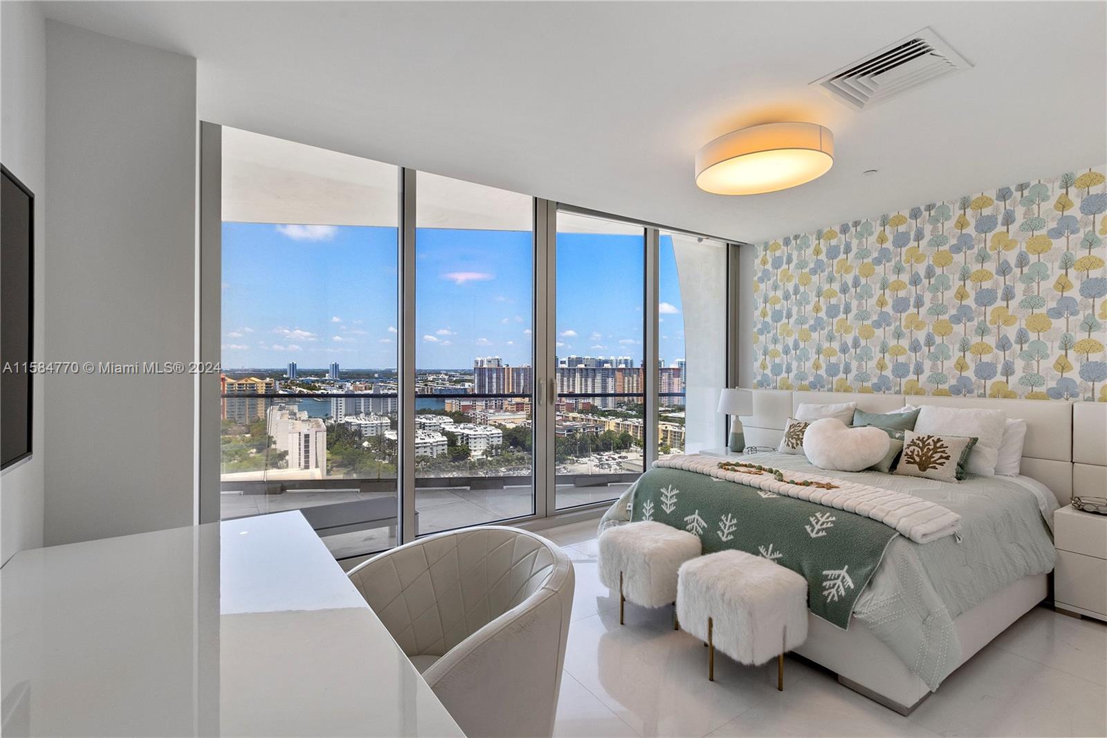 JADE SIGNATURE CONDO - Residential