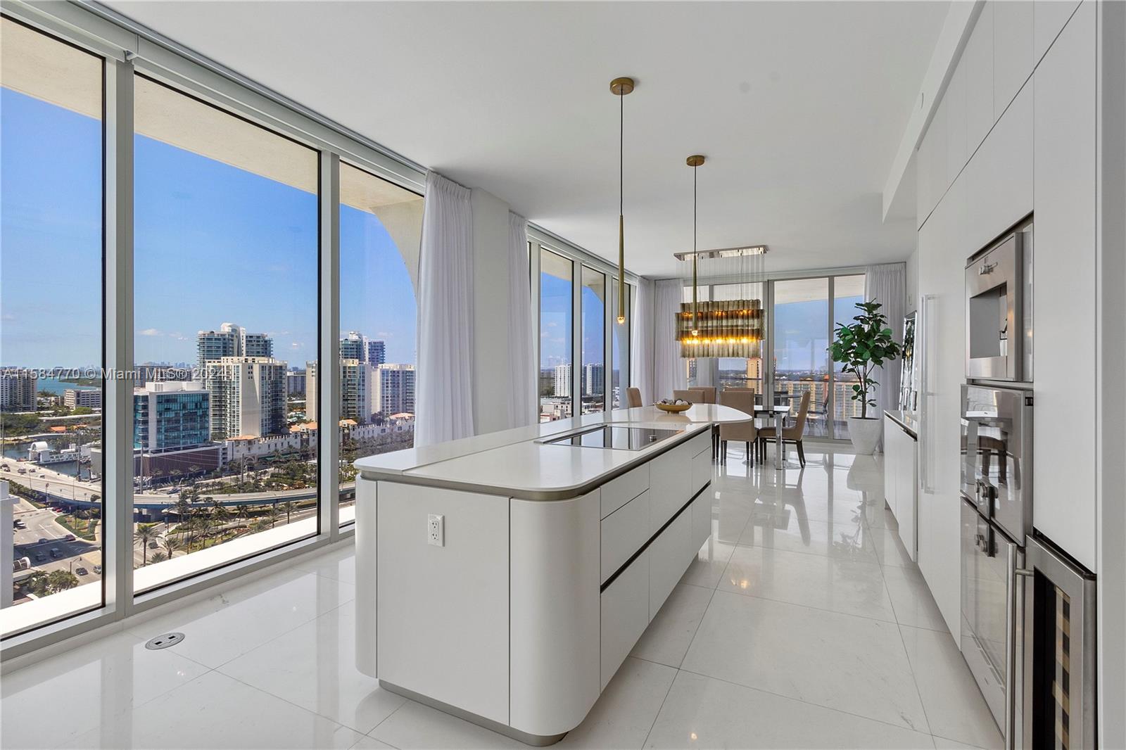 JADE SIGNATURE CONDO - Residential