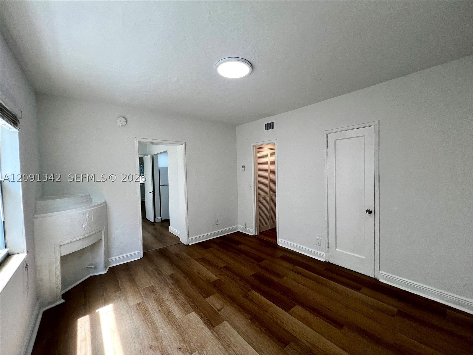 1040 Jefferson Ave 5