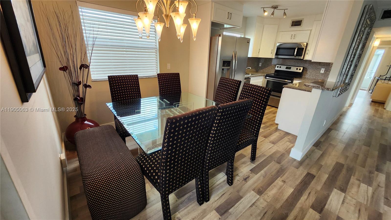 KINGS POINT FLANDERS COND - Residential