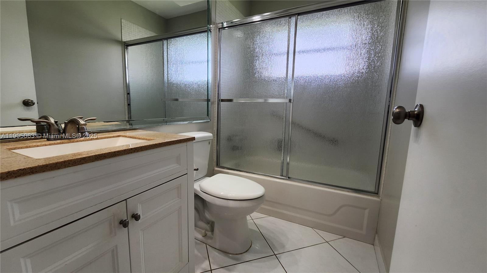 KINGS POINT FLANDERS COND - Residential