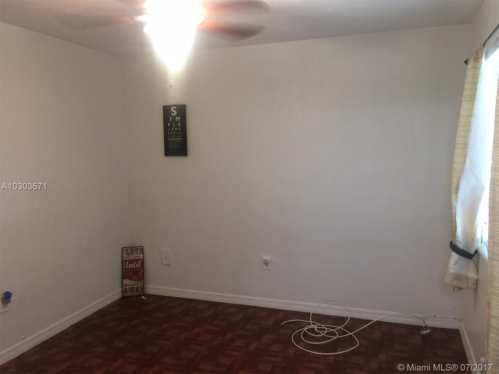 IRONS MANOR A - Residential Lease