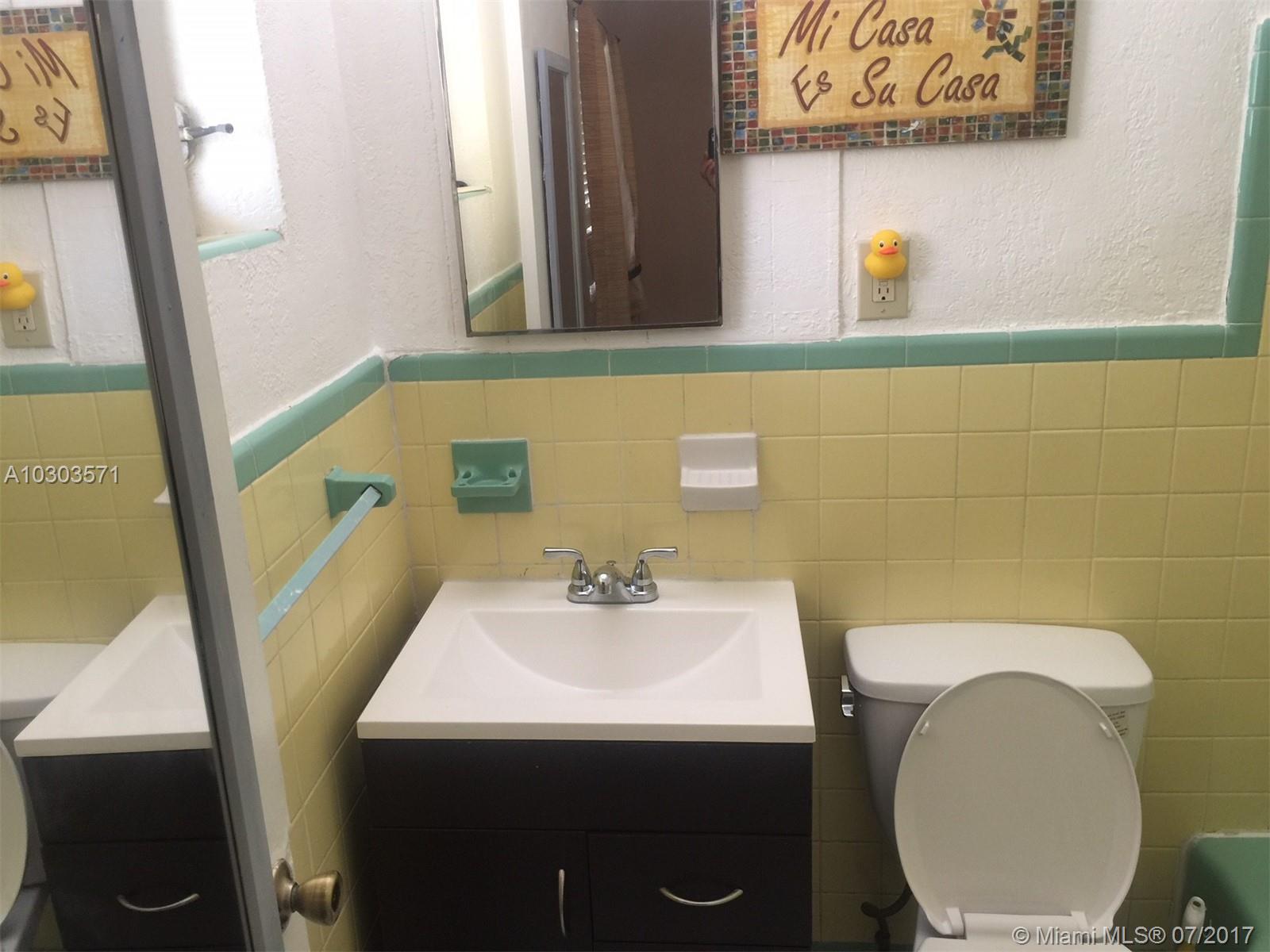 IRONS MANOR A - Residential Lease