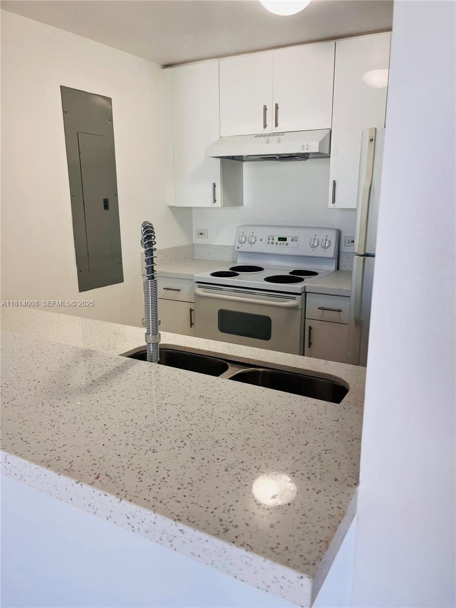 BRICKELL VISTA CONDO - Residential Lease