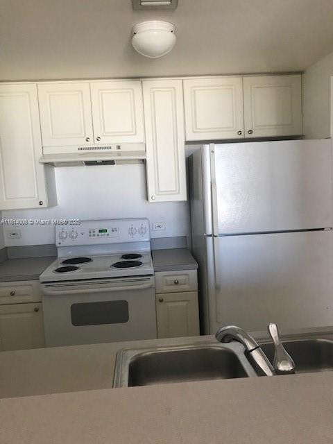 BRICKELL VISTA CONDO - Residential Lease
