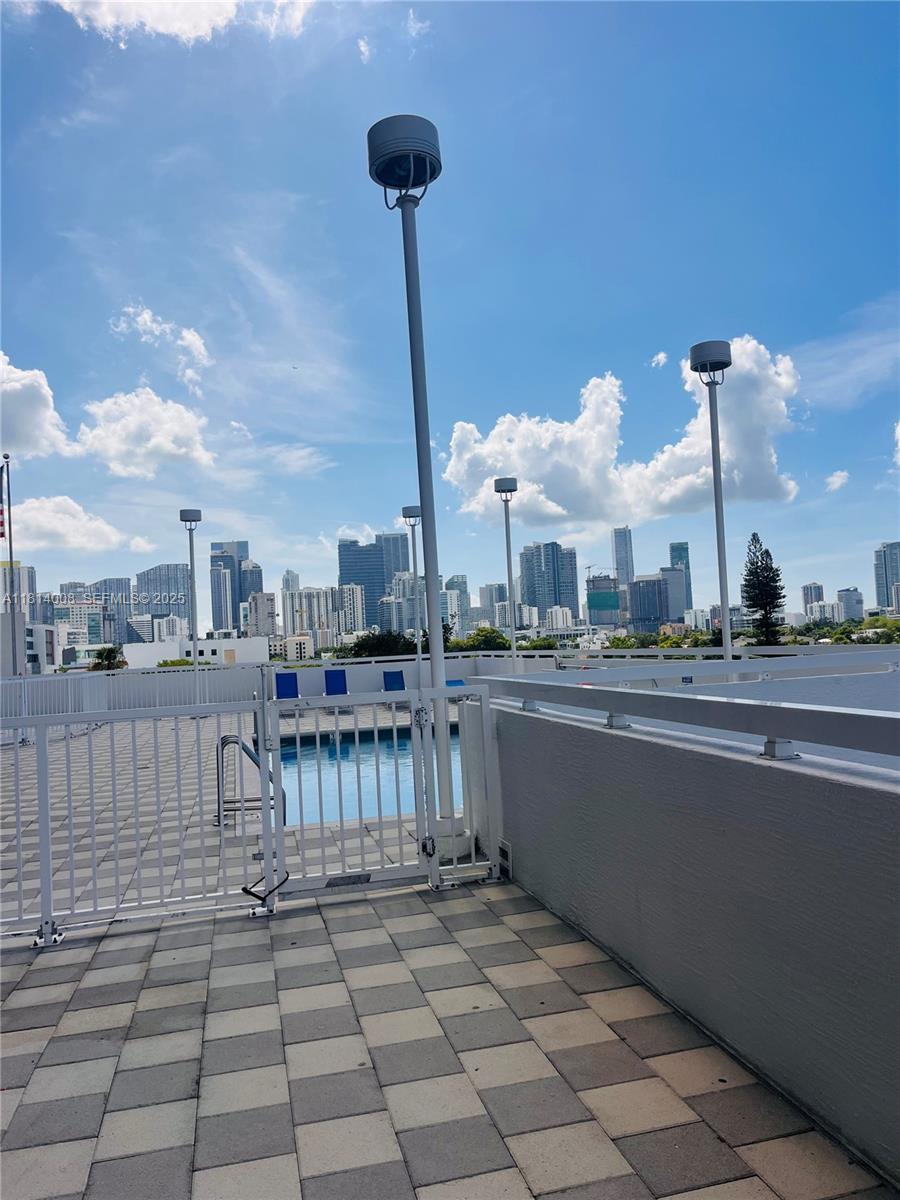 BRICKELL VISTA CONDO - Residential Lease