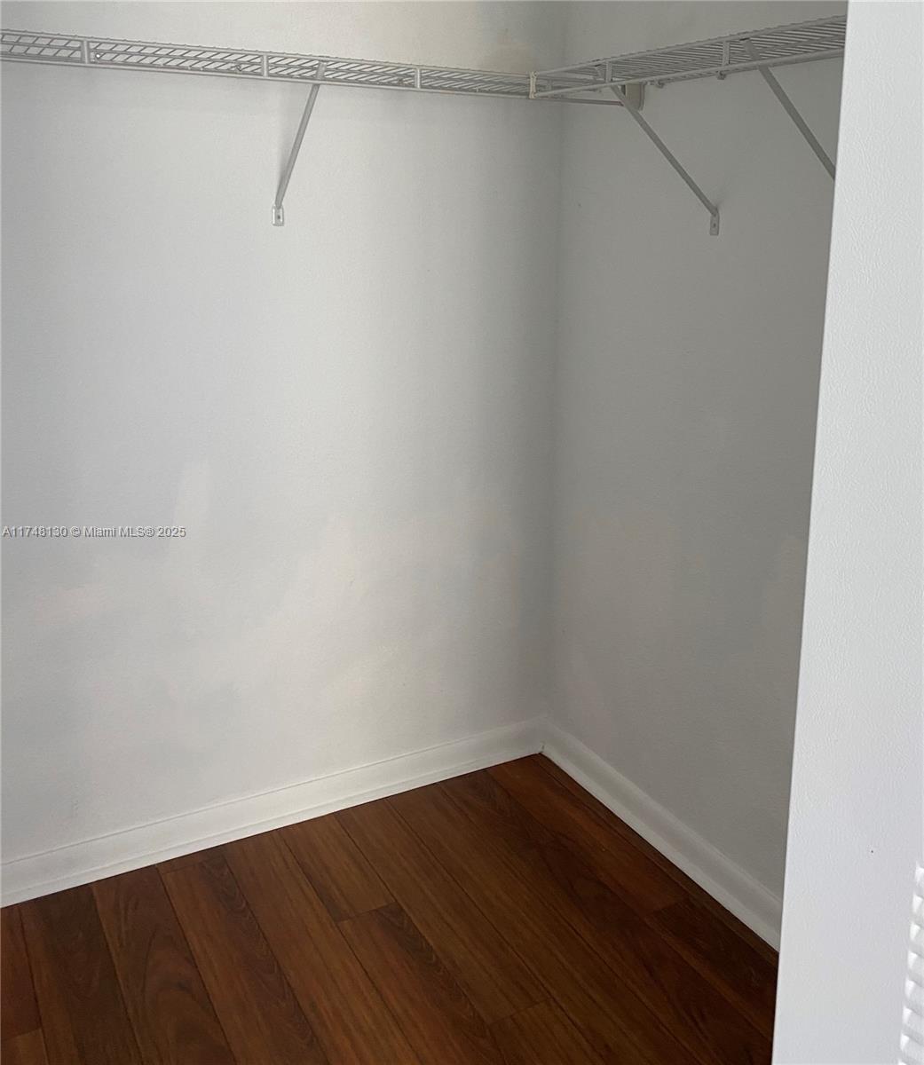 SAN LORENZO CONDO - Residential