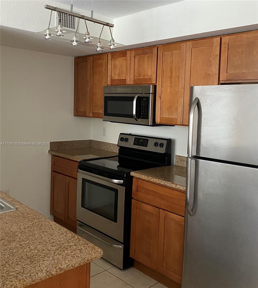 SAN LORENZO CONDO - Residential
