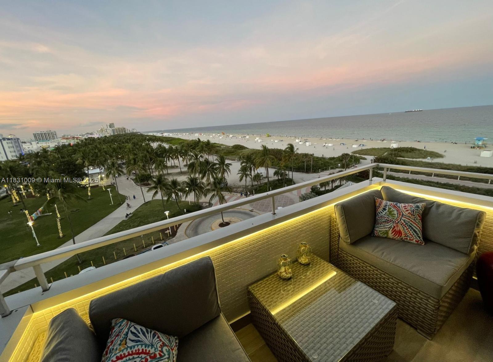 465 Ocean Dr 821
