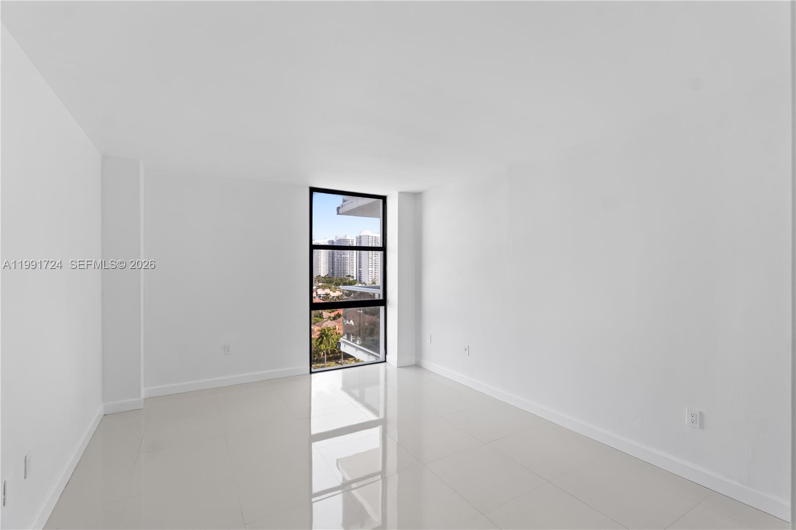 AVENTURA ELDORADO CONDO - Residential