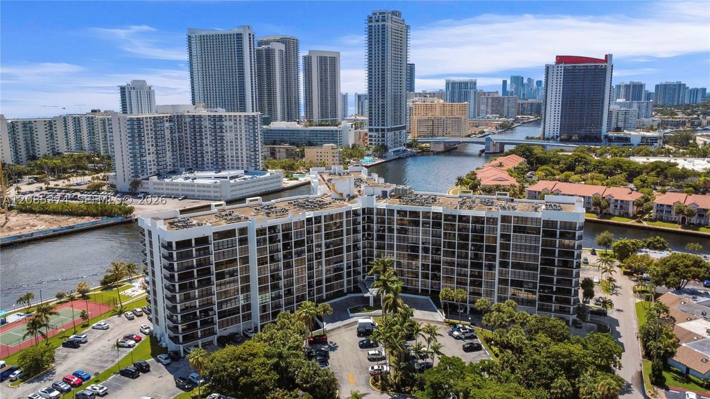 Photo of 200 Leslie Dr #724, Hallandale Beach, FL 33009 (MLS # A12085374)
