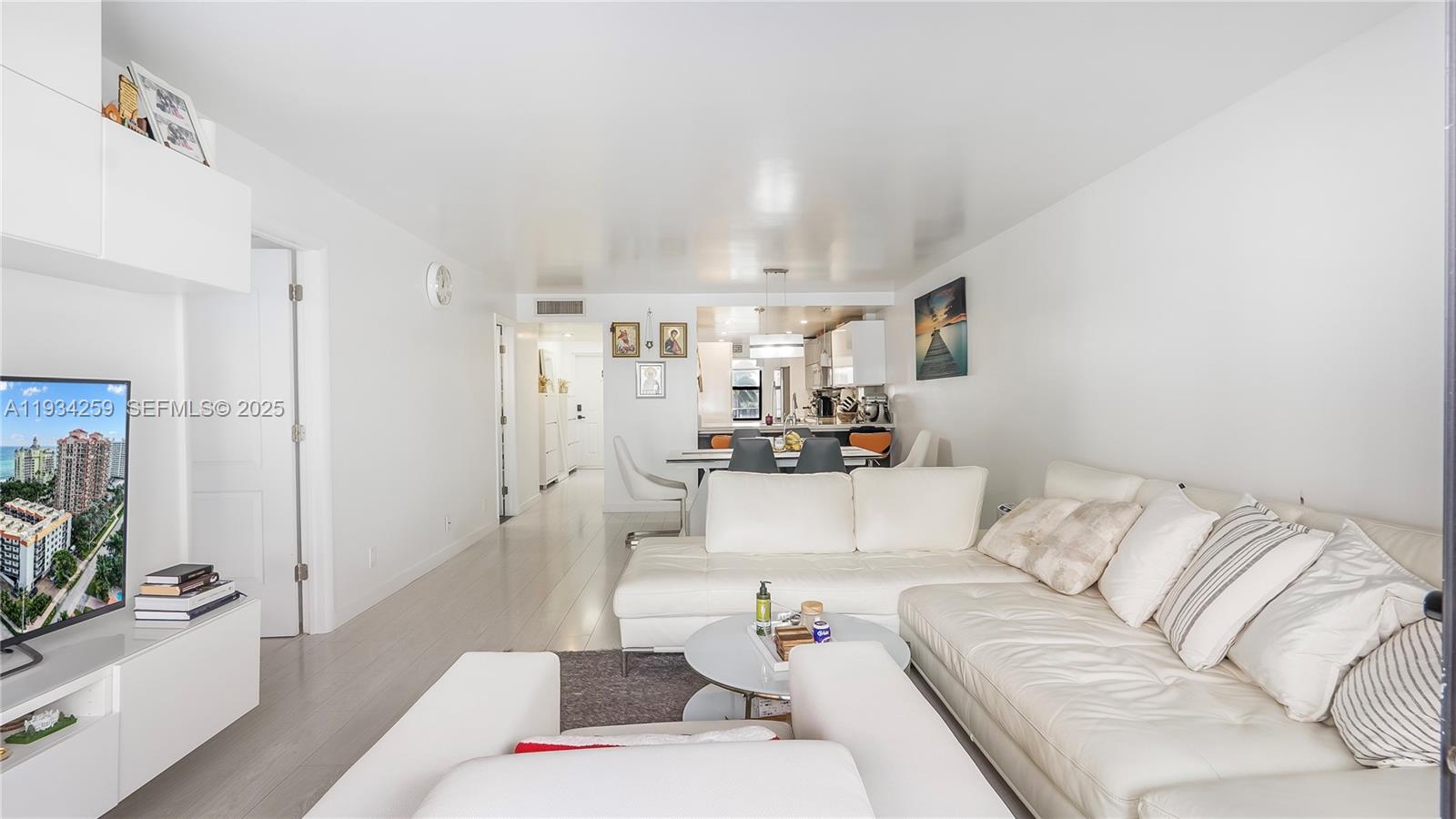 2029 N Ocean Blvd 404