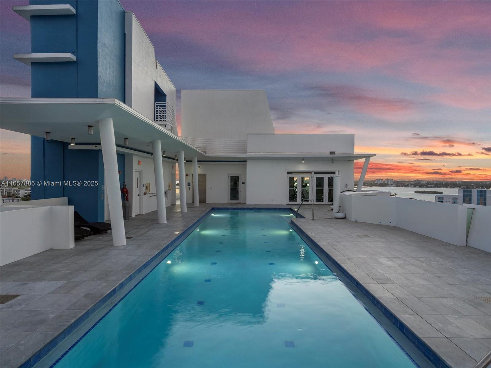 LE NAUTIQUE AT HAULOVER I - Residential