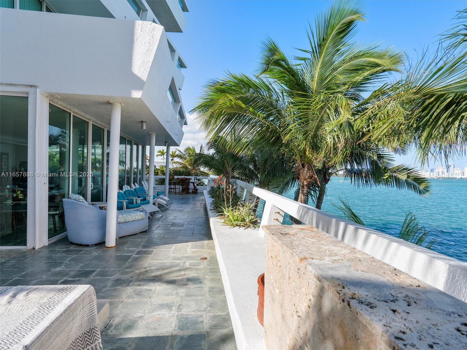LE NAUTIQUE AT HAULOVER I - Residential