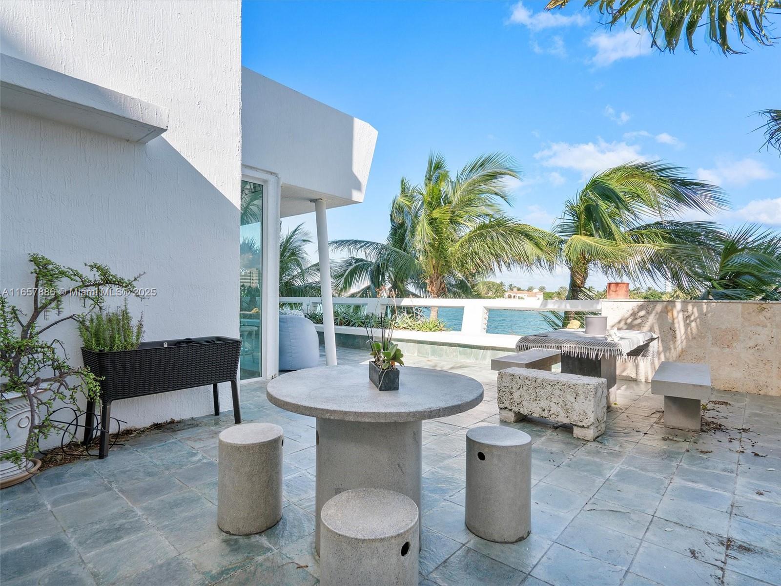 LE NAUTIQUE AT HAULOVER I - Residential