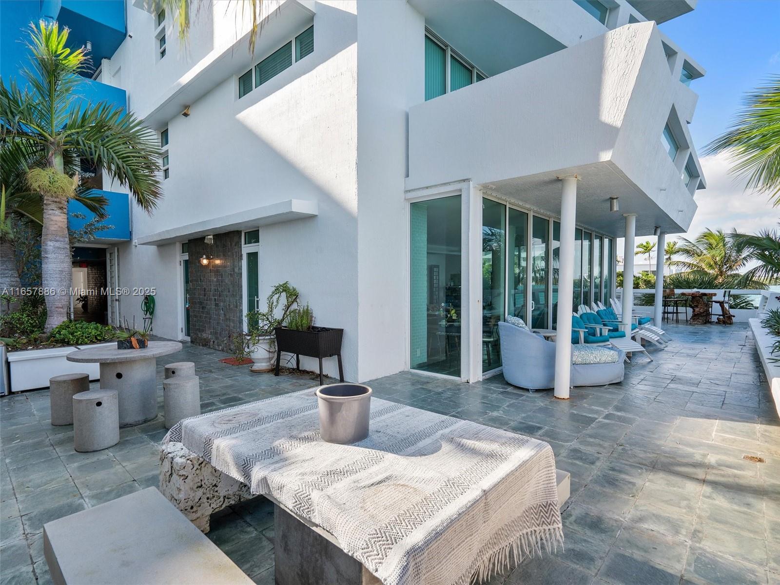 LE NAUTIQUE AT HAULOVER I - Residential