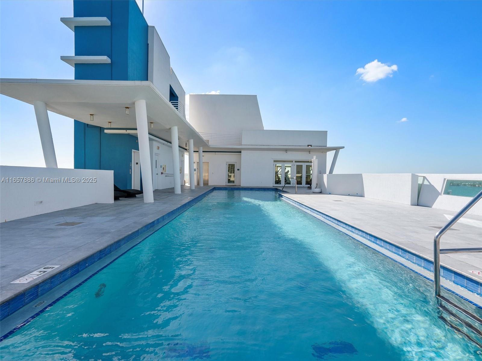 LE NAUTIQUE AT HAULOVER I - Residential