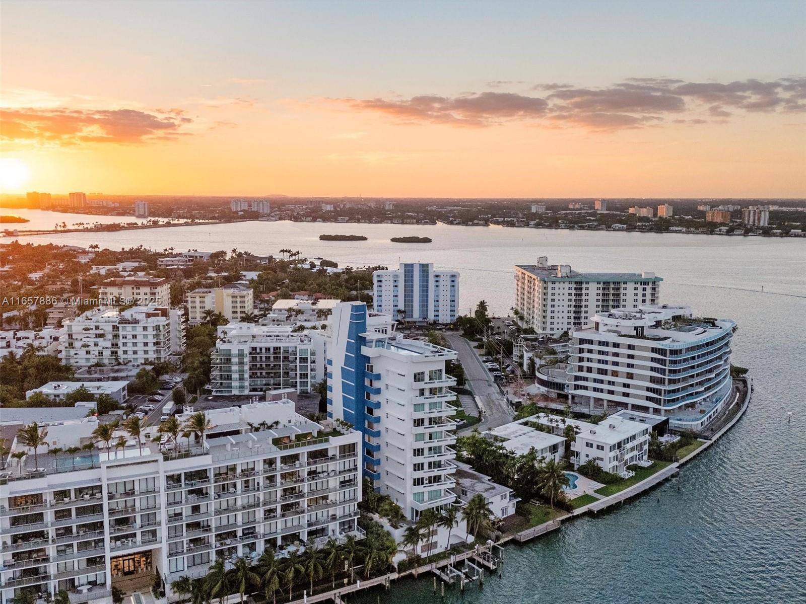 LE NAUTIQUE AT HAULOVER I - Residential