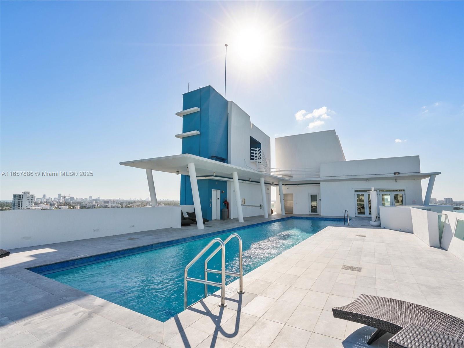 LE NAUTIQUE AT HAULOVER I - Residential