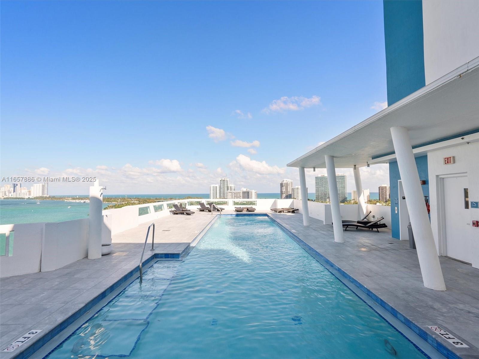 LE NAUTIQUE AT HAULOVER I - Residential