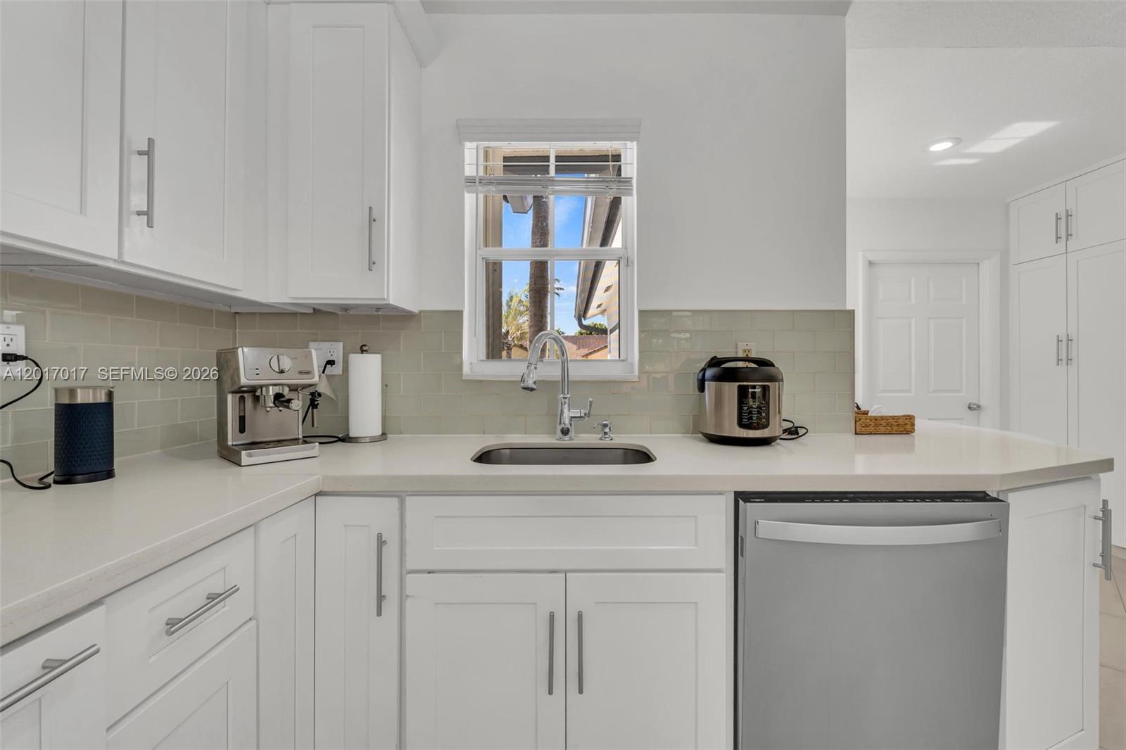 MANDY SUB - Residential Lease