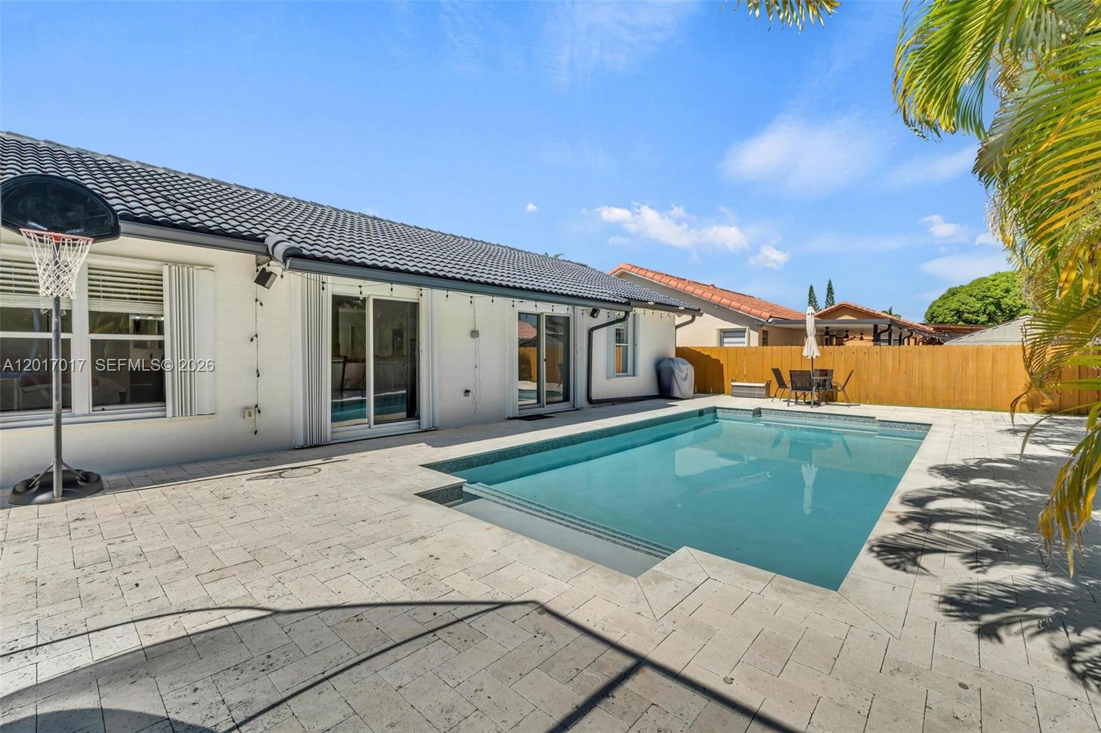 MANDY SUB - Residential Lease