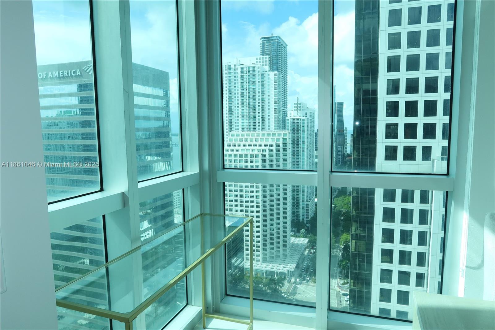 500 BRICKELL EAST CONDO - Residential Lease