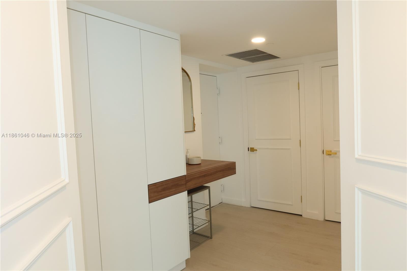 500 BRICKELL EAST CONDO - Residential Lease