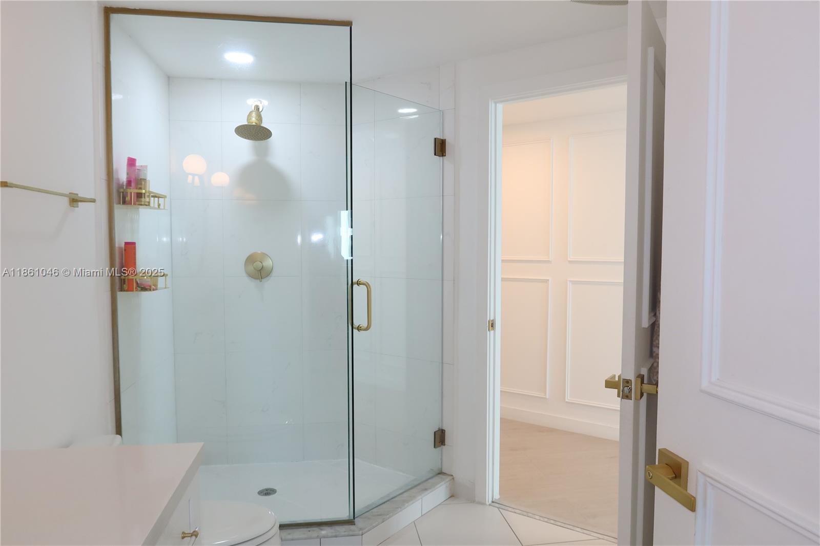 500 BRICKELL EAST CONDO - Residential Lease