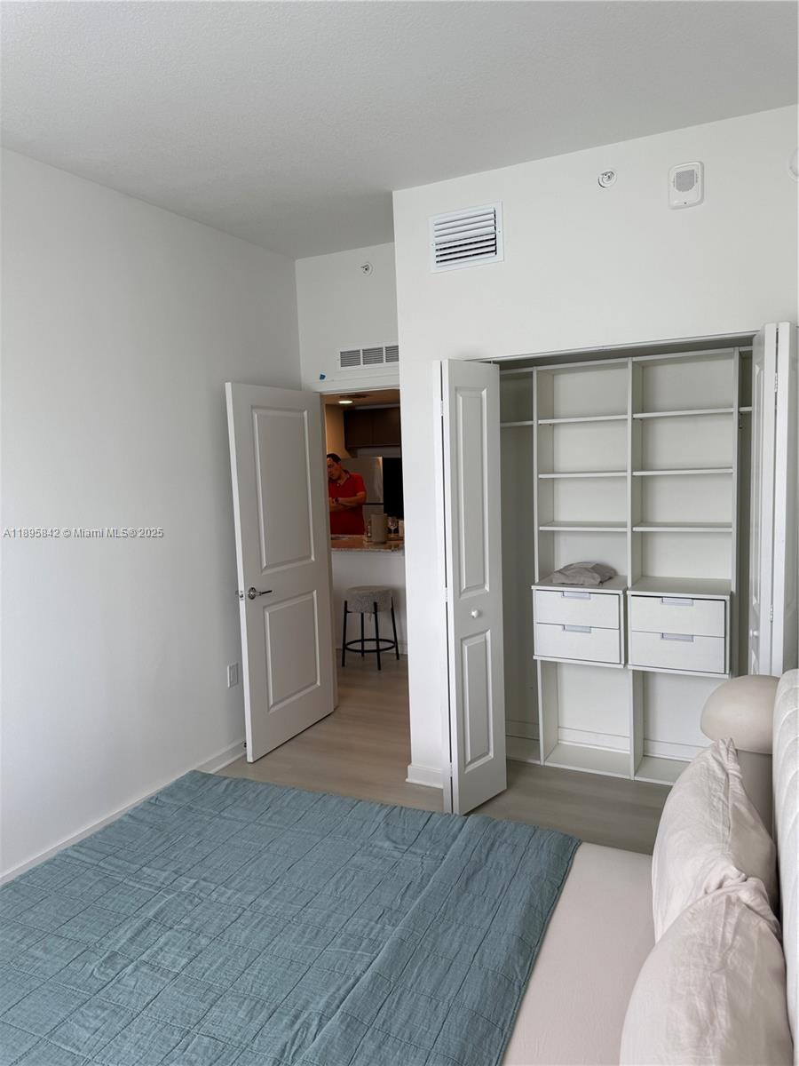 Millenia Park Tower III - Residential Lease