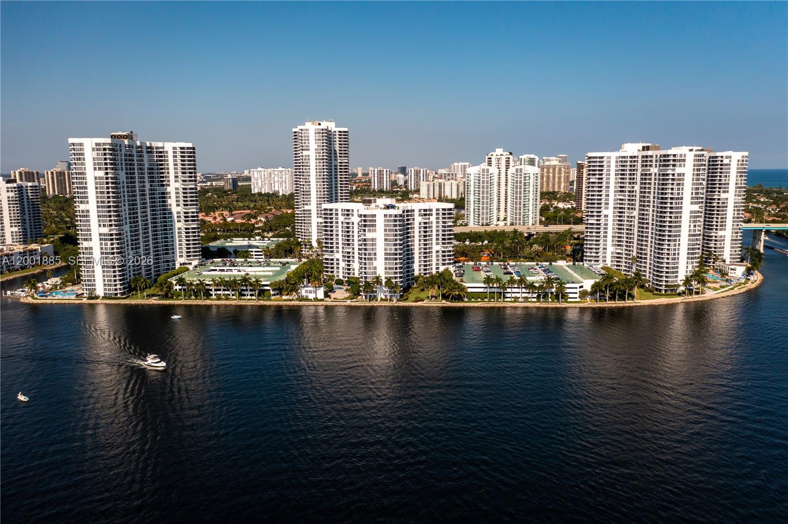 MYSTIC POINTE CONDO NO ON - Residential Lease