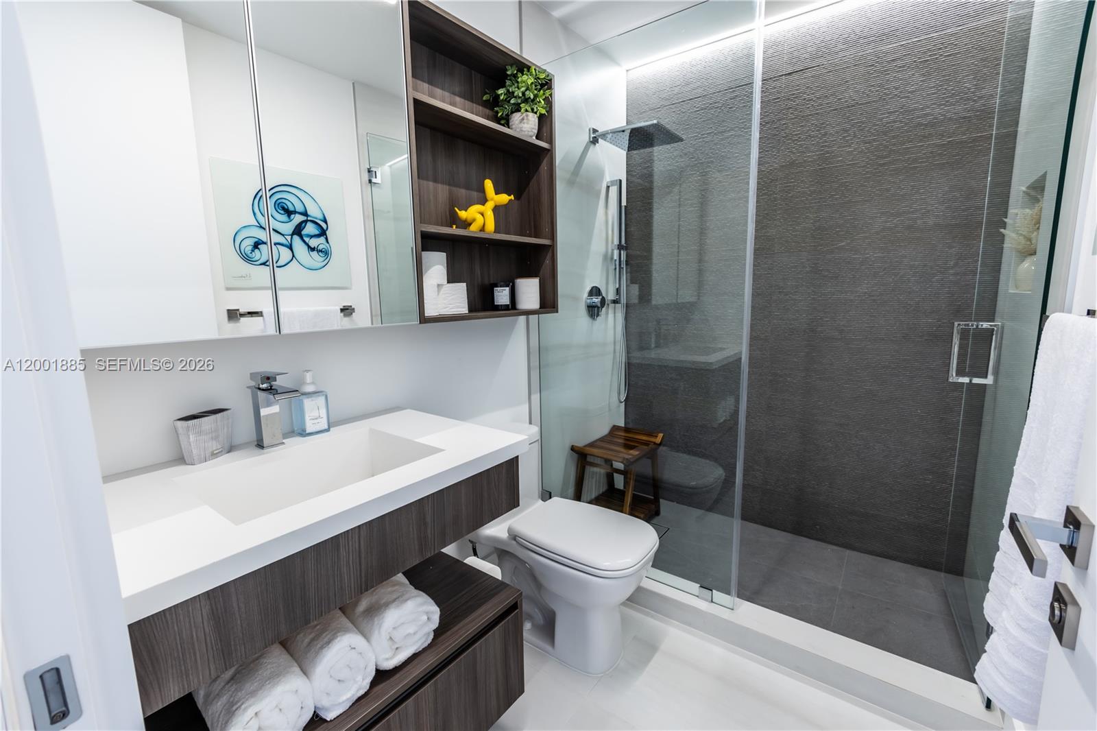 MYSTIC POINTE CONDO NO ON - Residential Lease