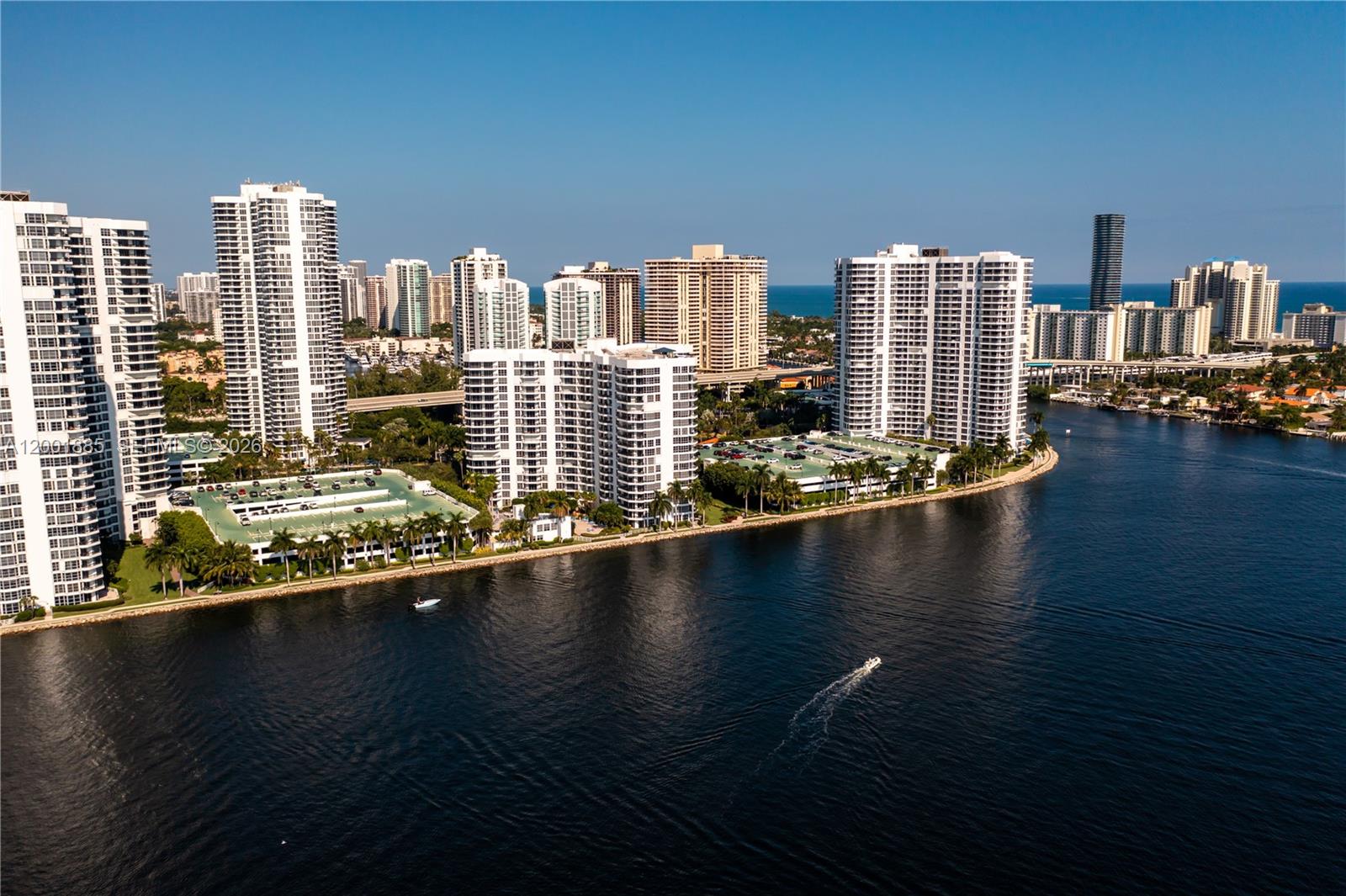 MYSTIC POINTE CONDO NO ON - Residential Lease