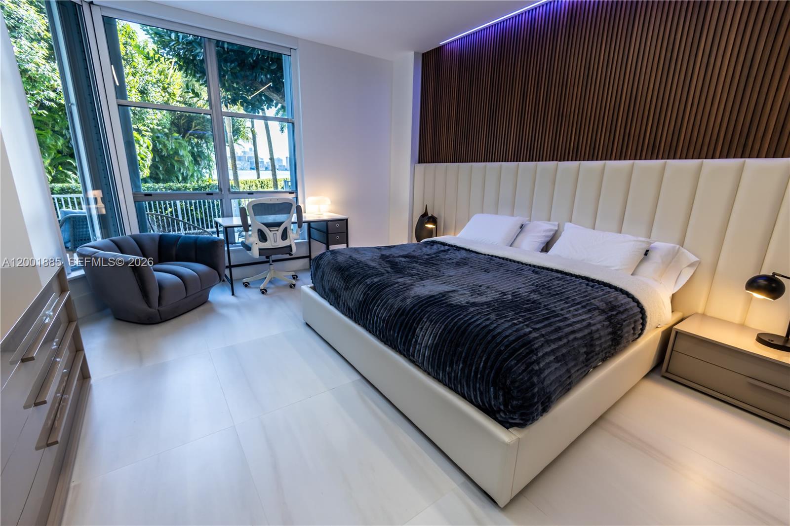 MYSTIC POINTE CONDO NO ON - Residential Lease