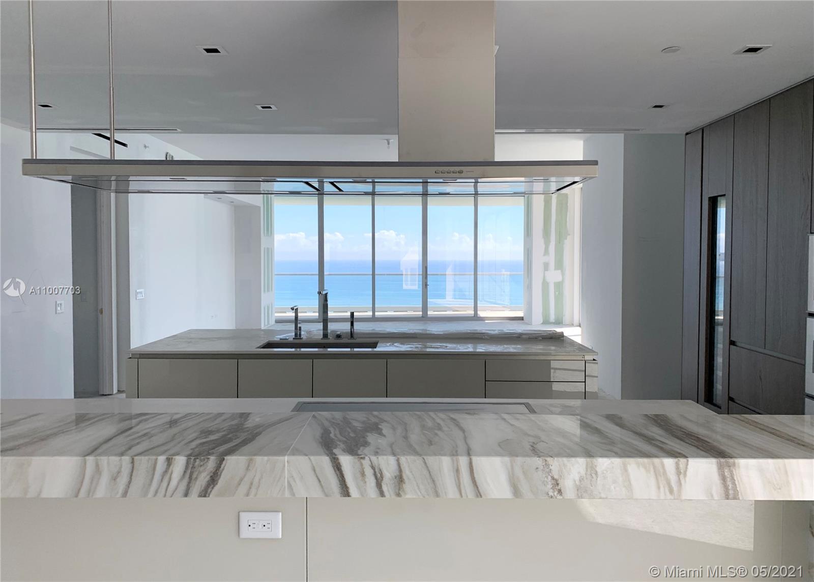 Turnberry Ocean Club - Residential